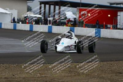 media/Nov-16-2025-CalClub SCCA (Sun) [[2975c16dfc]]/Group 2/Turn 1/